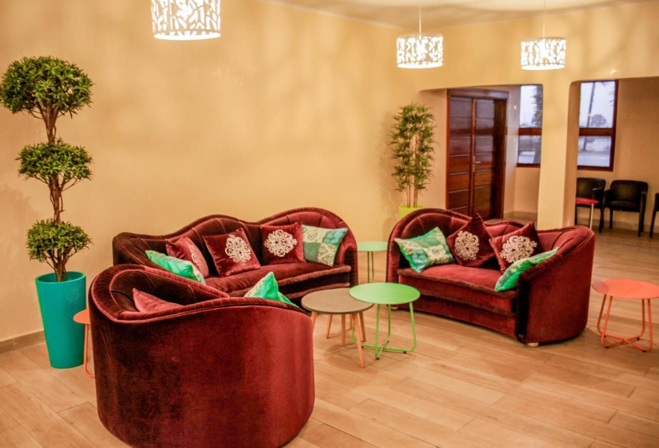Assam Hotel ケニトラ エクステリア 写真