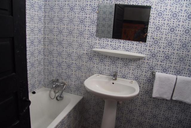 Assam Hotel ケニトラ エクステリア 写真